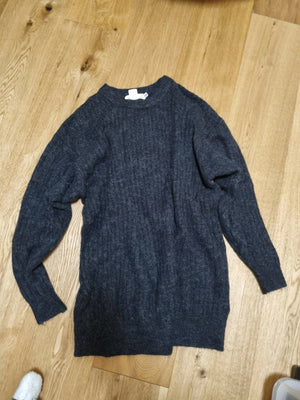 Langer strickpulli